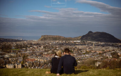 Braid Hills sunny e-session – Jeni + Gary