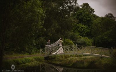 Romantic wedding at Glencorse Kirk – Harriet & Aaron