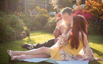 Secret garden engagement session Katie & Ross